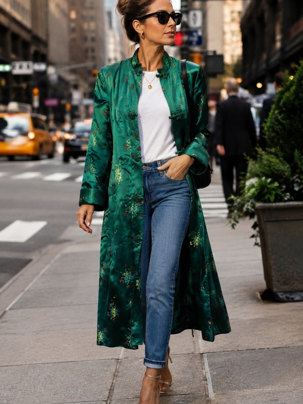 Chinese Vintage 70s Silk/ Satin Emerald Green Coat